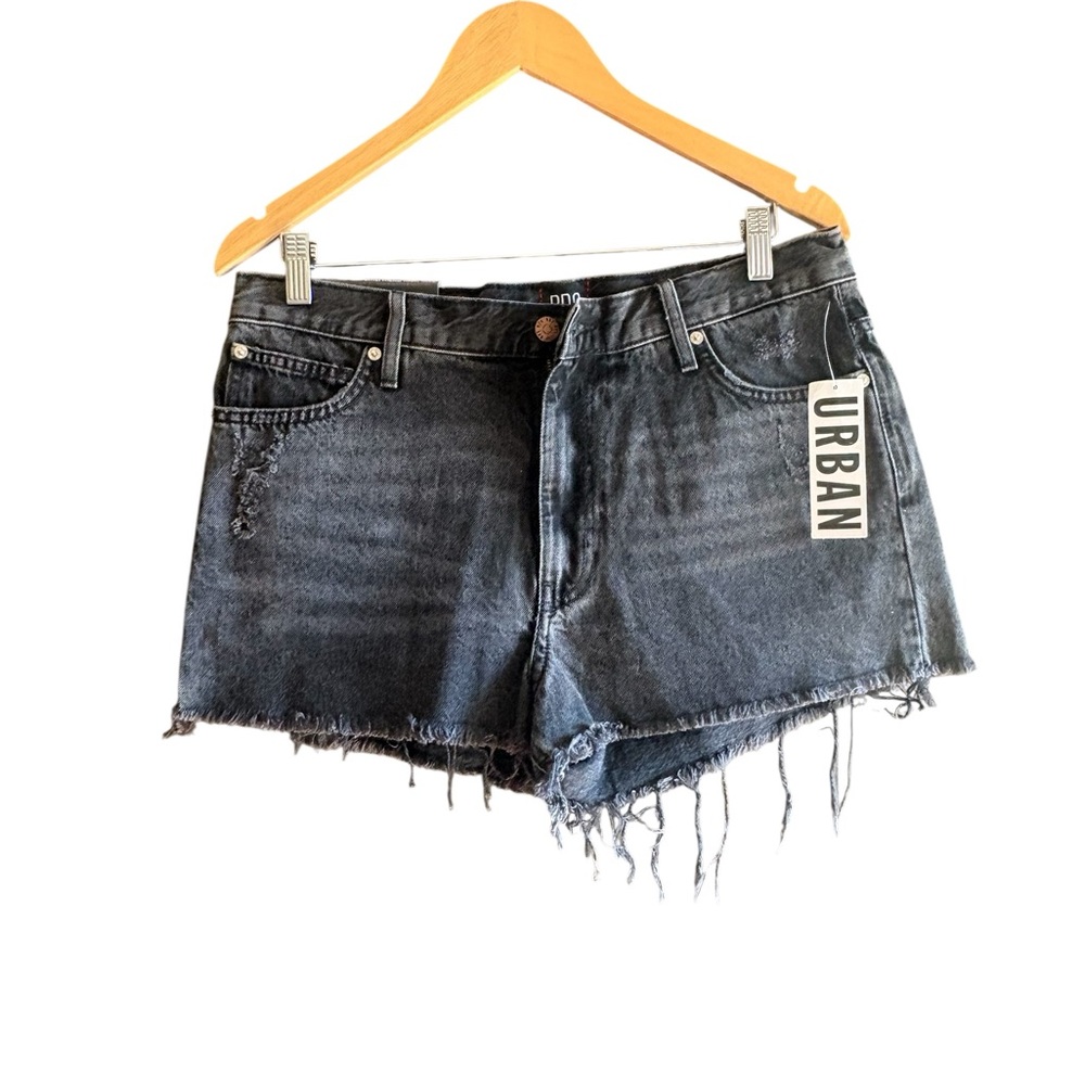 BDG Urban Outfitters Black Girl Friend High Rise Denim Shorts. Size 30 NWT
